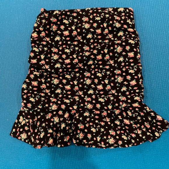 Katie J NYC girl’s floral skirt - Picture 3 of 3